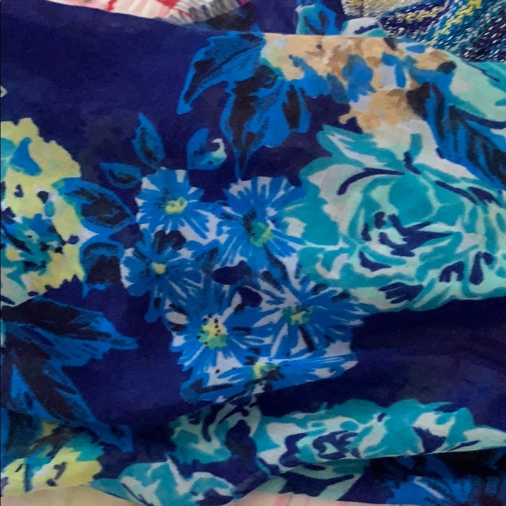 Blue patterned infinity scarf - Picture 2 of 5